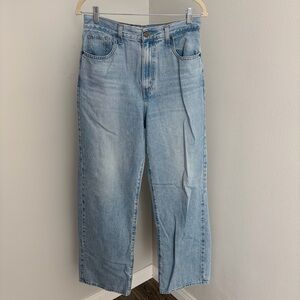 Levi’s High Waisted Straight Jeans